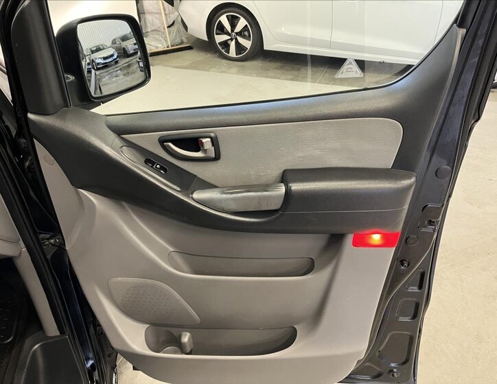 Hyundai H 1 MPV 2,5 l 125 kw