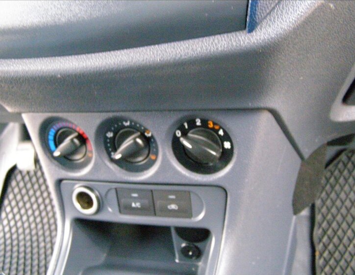 Ford Transit Connect Ostatní 1,8 l 66 kw