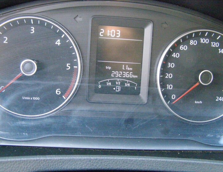 Volkswagen Caravelle 15