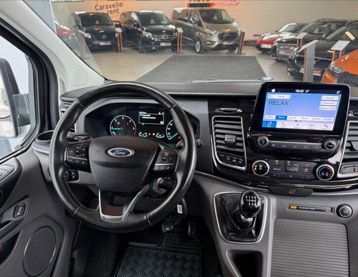 Ford Tourneo Custom MPV 2,0 l 96 kw