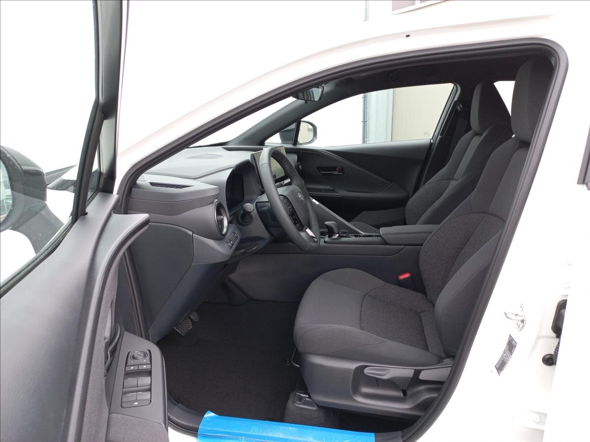 Toyota C-HR CUV / Crossover 1,8 l 0