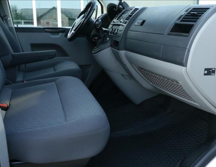 Volkswagen Transporter 15