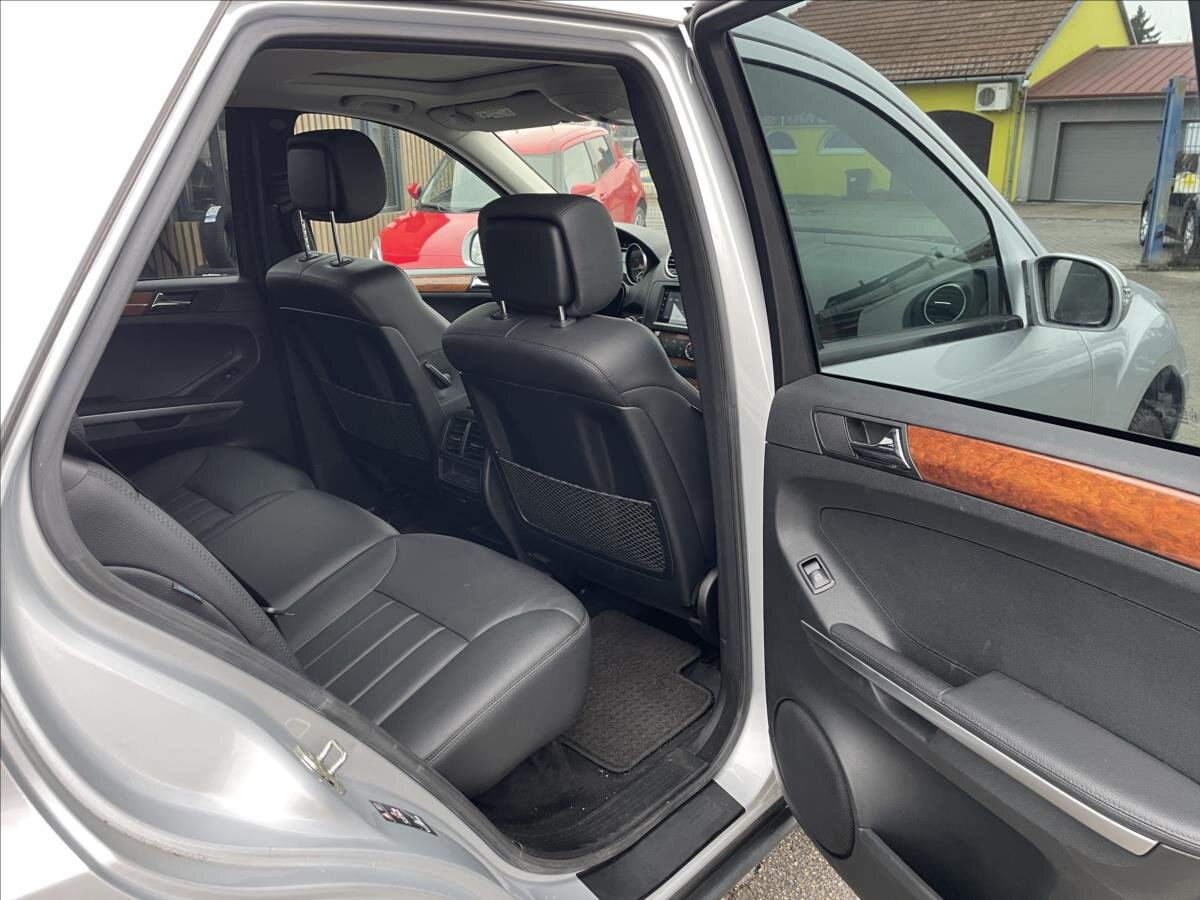 Mercedes-Benz Třídy M SUV 3,5 l 200 kw