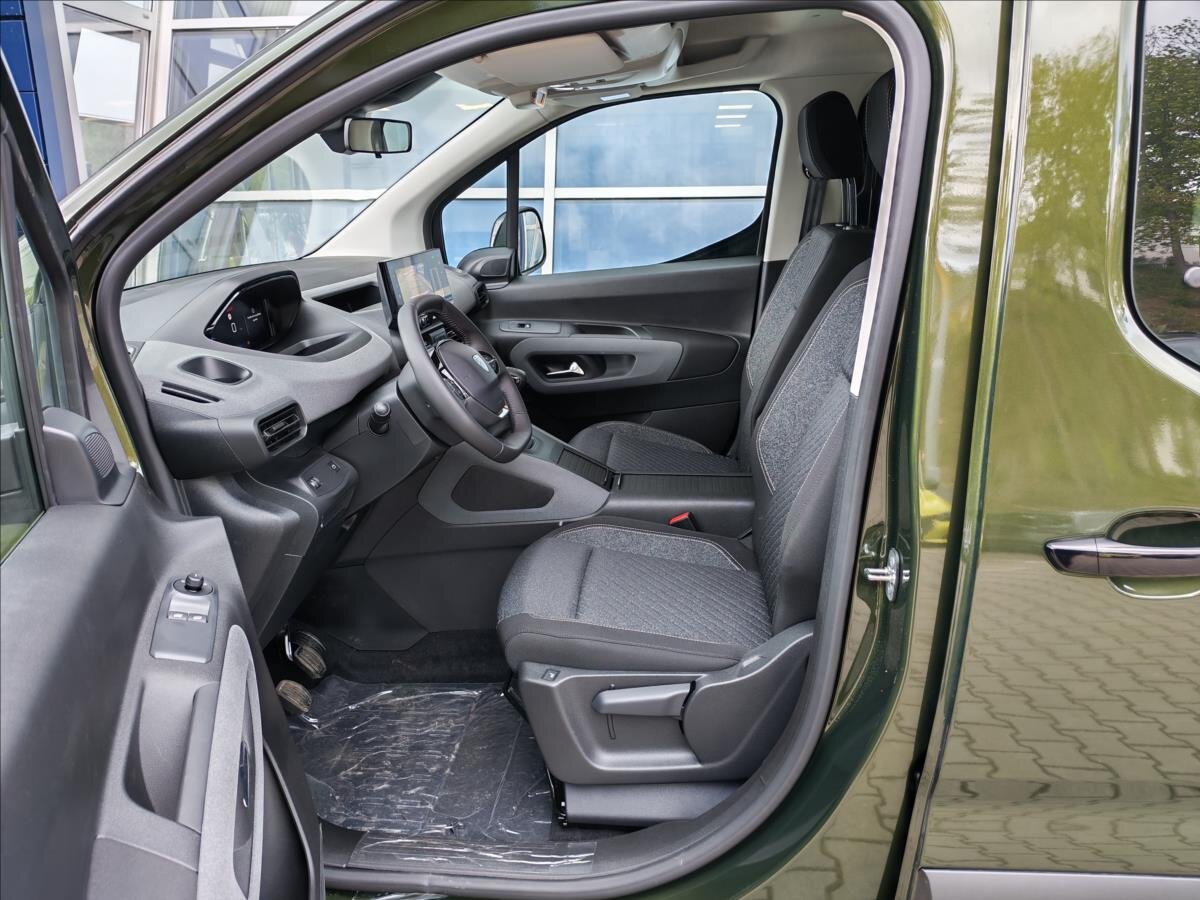 Peugeot Rifter MPV 1,5 l 96 kw