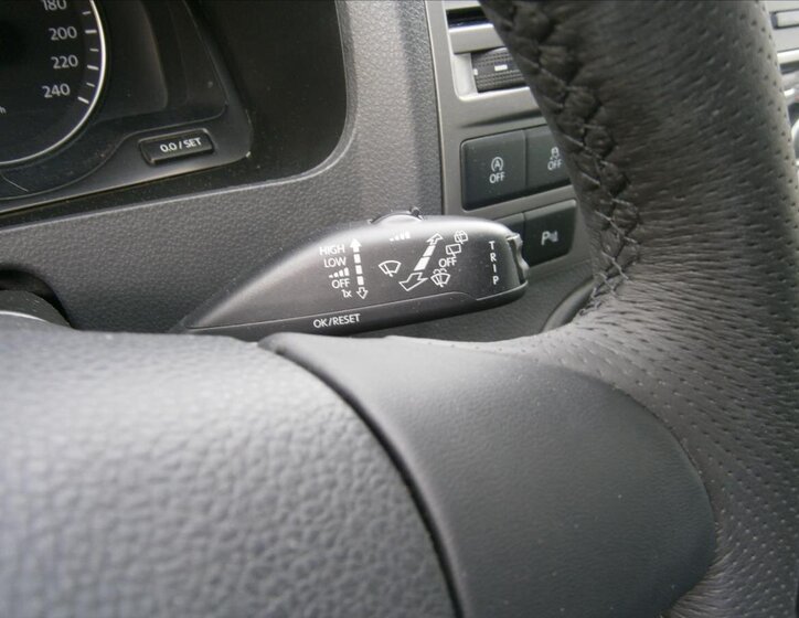 Volkswagen Multivan Kombi 2,0 l 103 kw