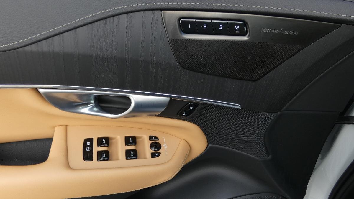 Volvo XC90 SUV / Terénní 2,0 l 173 kw