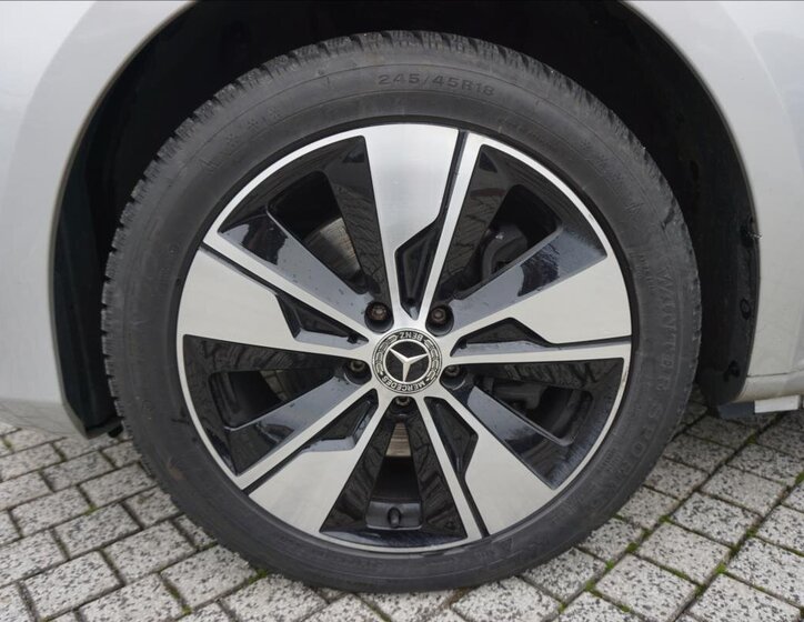 Mercedes-Benz Vito Skříň 2,0 l 140 kw