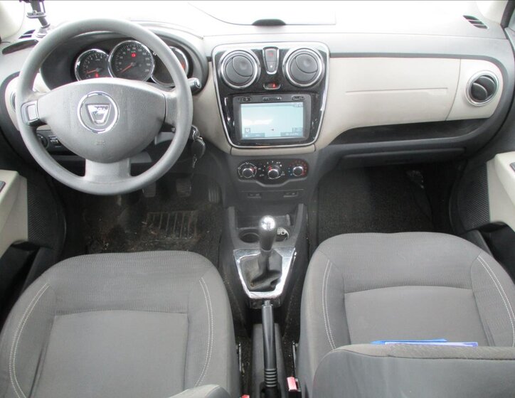 Dacia Lodgy 11