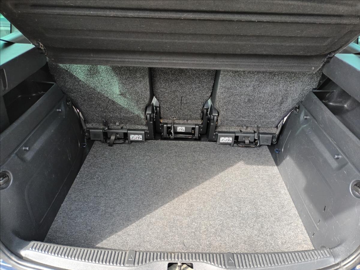 Škoda Roomster Kombi 1,2 l 77 kw