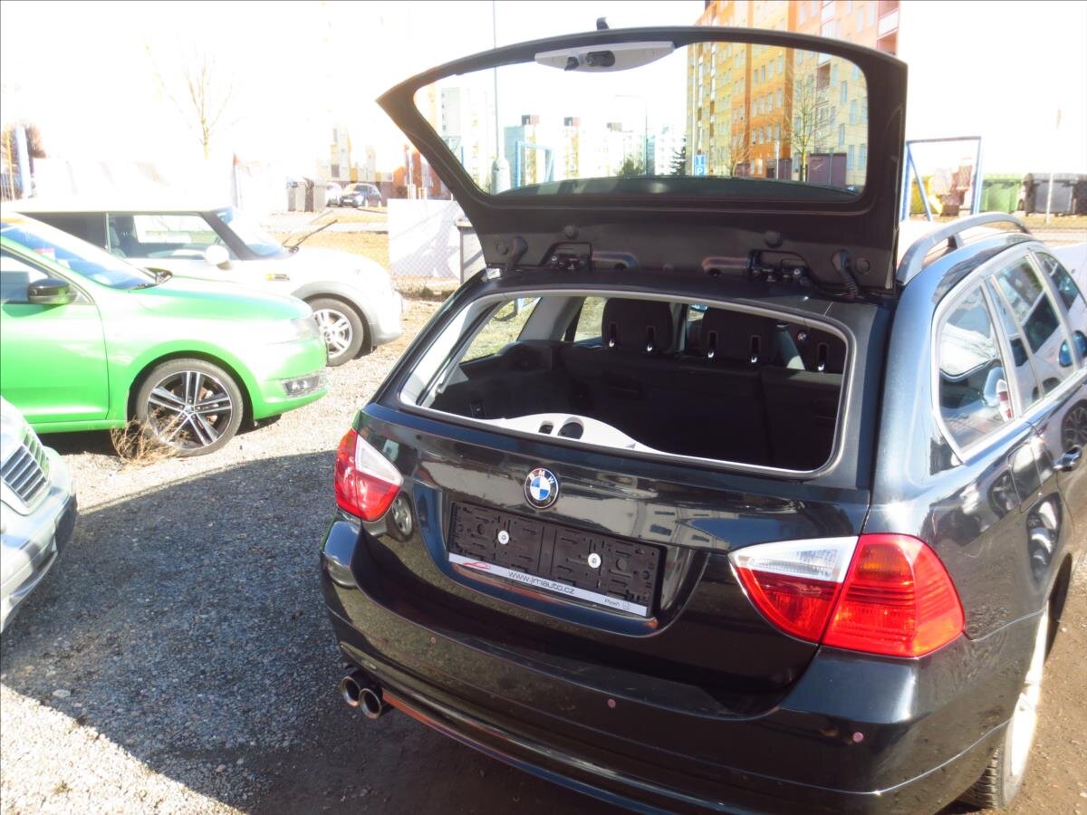 BMW Řada 3 Kombi 2,5 l 160 kw