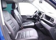 Volkswagen Multivan 14