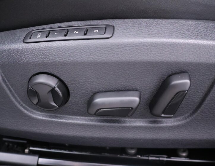 Škoda Superb Kombi 2,0 l 140 kw