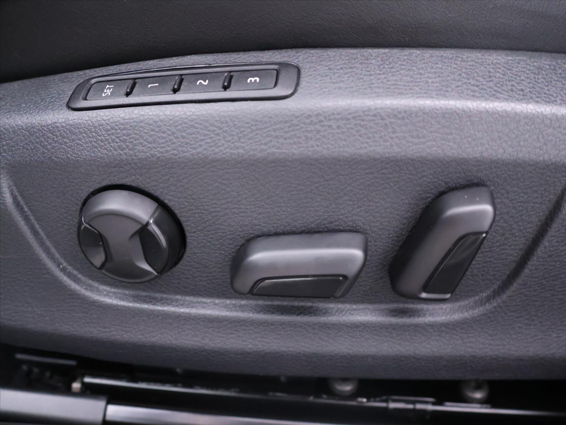 Škoda Superb Kombi 2,0 l 140 kw