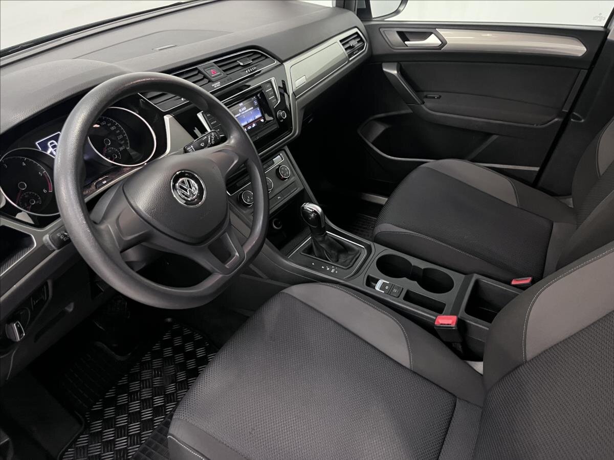 Volkswagen Touran Kombi 1,6 l 81 kw