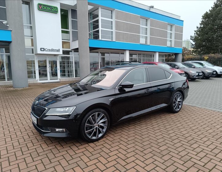 Škoda Superb Liftback 2,0 l 140 kw