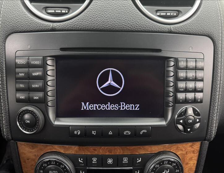 Mercedes-Benz GL 15