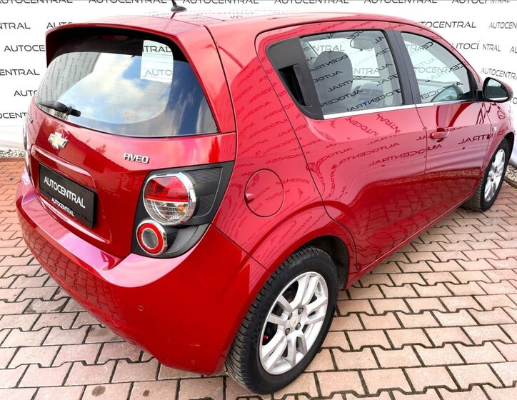 Chevrolet Aveo 9