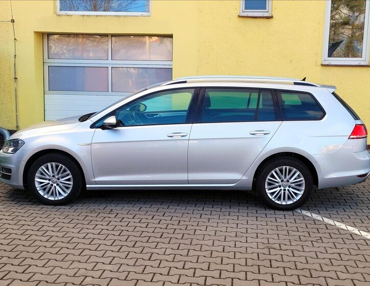 Volkswagen Golf Kombi 1,4 l 90 kw