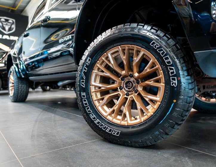 Dodge RAM Pick-up 5,7 l 291 kw