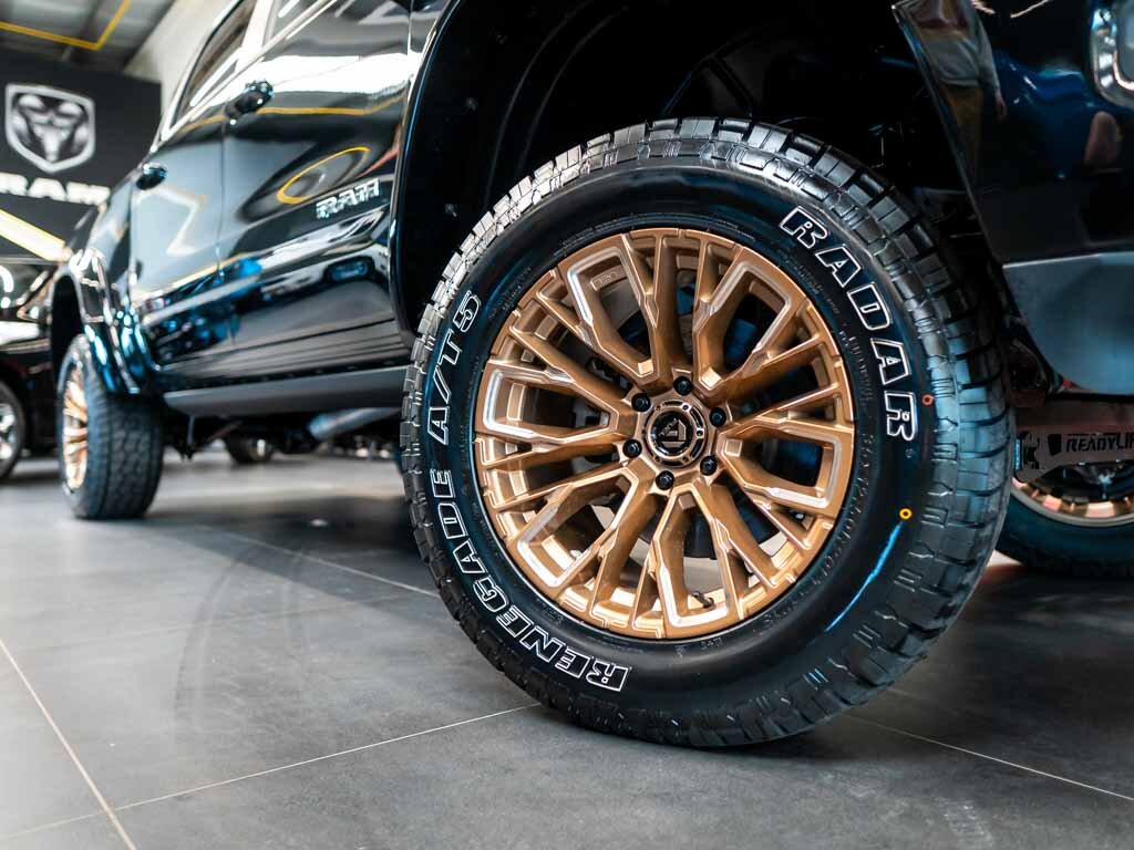 Dodge RAM Pick-up 5,7 l 291 kw