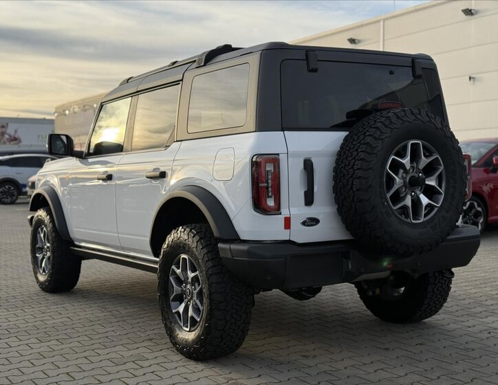 Ford Bronco Ostatní 2,7 l 246 kw