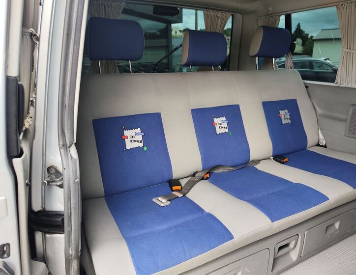 Volkswagen Multivan 12