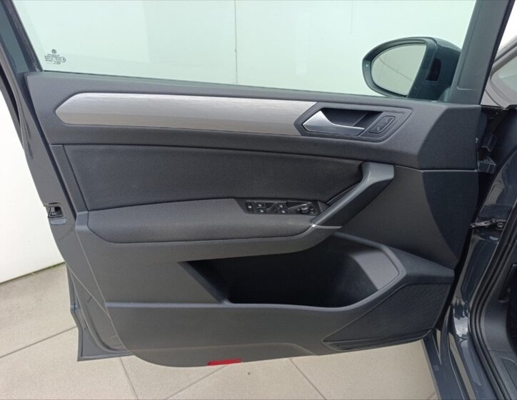 Volkswagen Touran MPV 2,0 l 110 kw