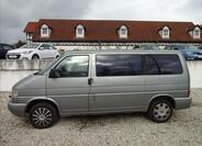 Volkswagen Caravelle 4