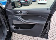 BMW X7 SUV / Terénní 4,4 l 390 kw