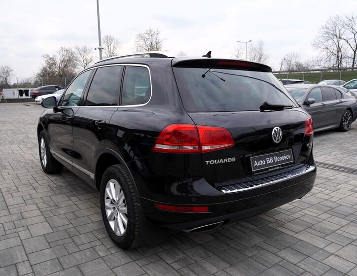Volkswagen Touareg SUV / Terénní 3,0 l 176 kw