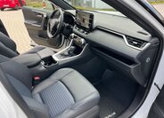 Toyota RAV4 SUV / Terénní 2,5 l 131 kw