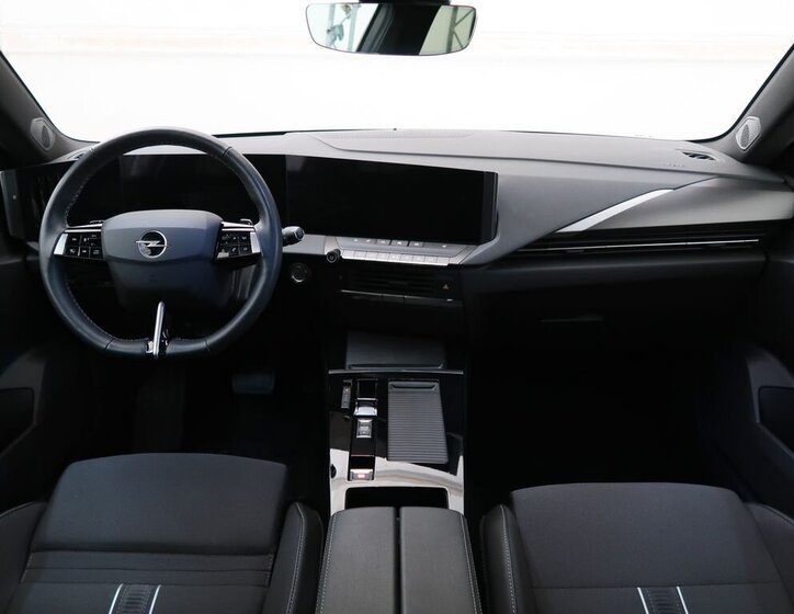 Opel Astra Hatchback 1,2 l 96 kw