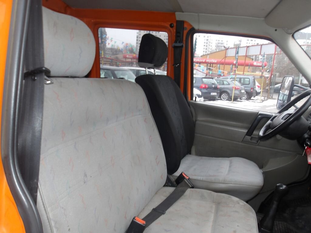 Volkswagen Transporter Ostatní 2,4 l 57 kw