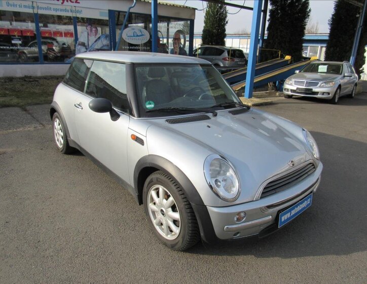 Mini Cooper Hatchback 1,6 l 66 kw