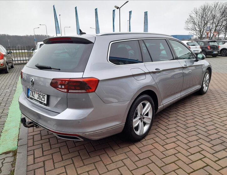 Volkswagen Passat Kombi 1,5 l 110 kw