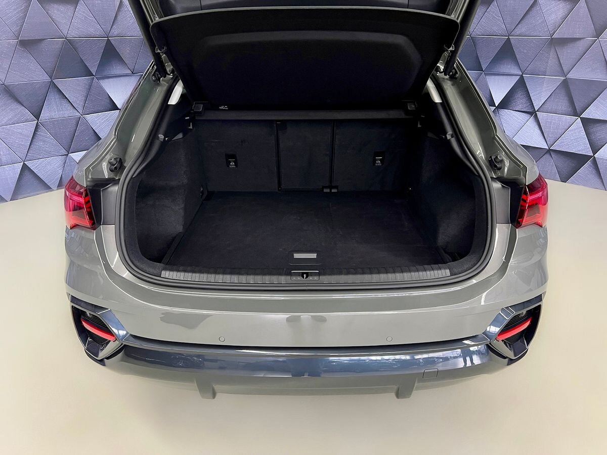 Audi Q3 SUV / Terénní 2,0 l 180 kw