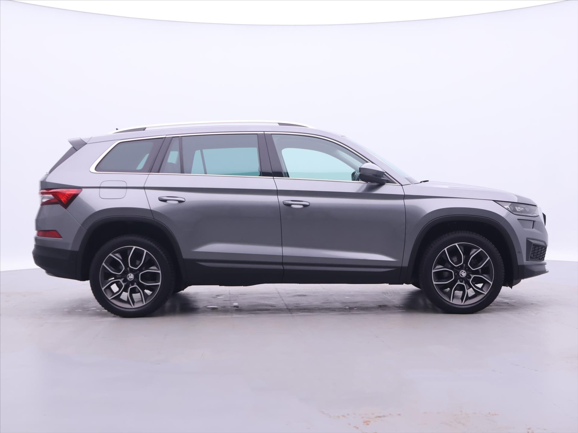 Škoda Kodiaq SUV / Terénní 1,5 l 110 kw