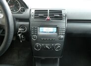 Mercedes-Benz Třídy A Hatchback 1,7 l 85 kw