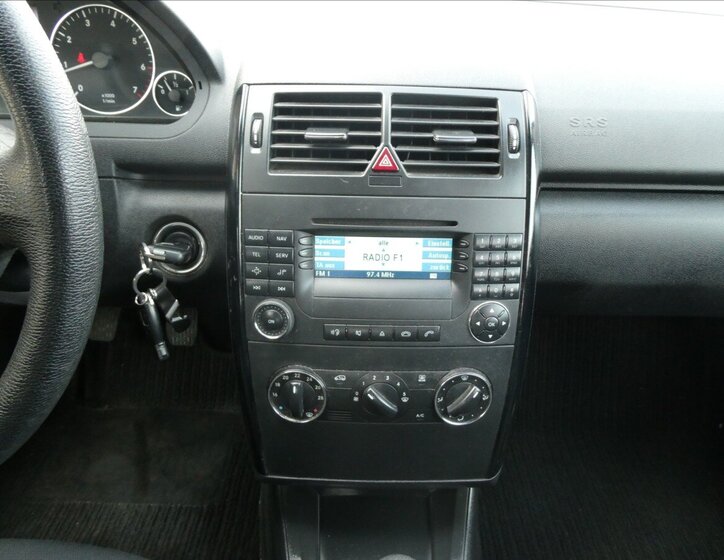 Mercedes-Benz Třídy A Hatchback 1,7 l 85 kw