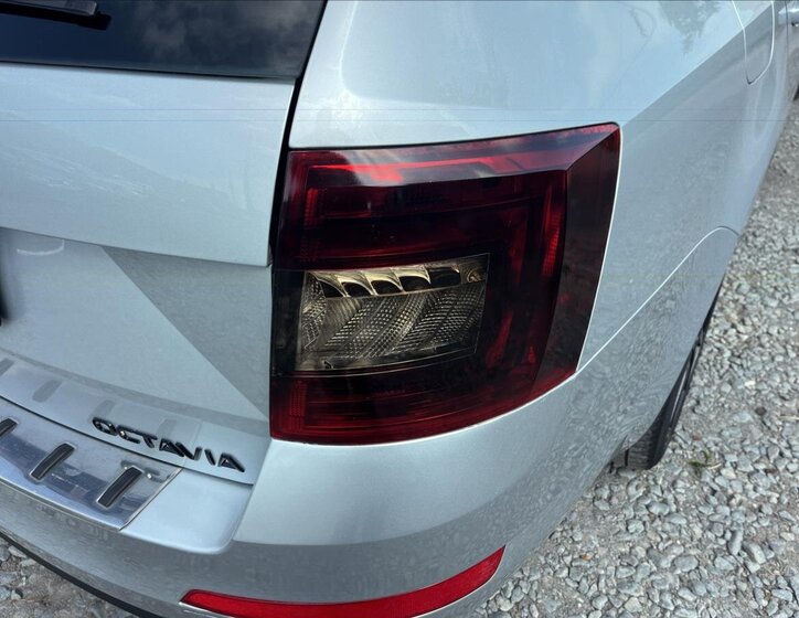 Škoda Octavia Kombi 1,6 l 77 kw