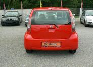 Daihatsu Sirion 6