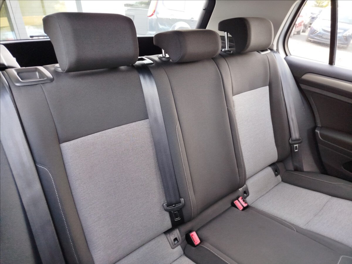 Volkswagen Golf Hatchback 1,4 l 90 kw