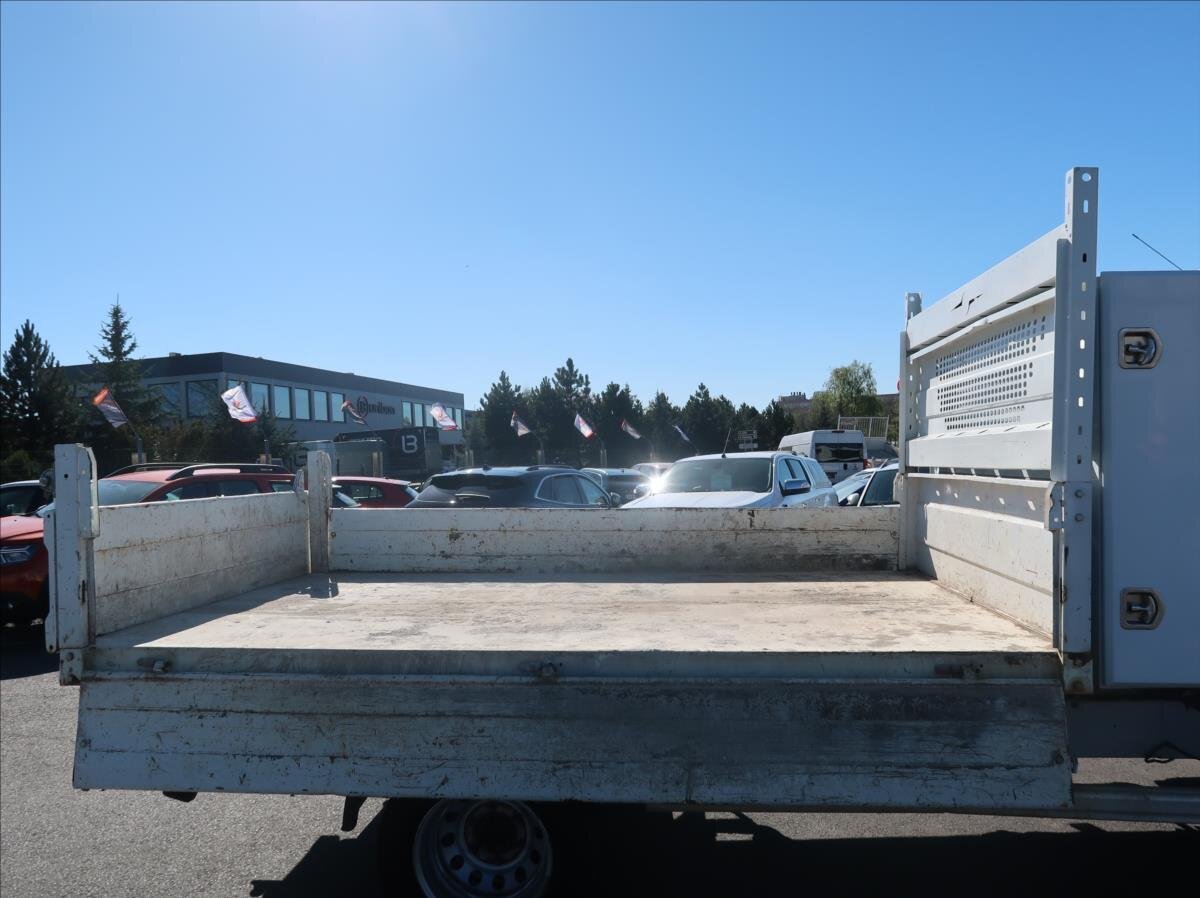 Ford Transit Sklápěč 2,0 l 125 kw