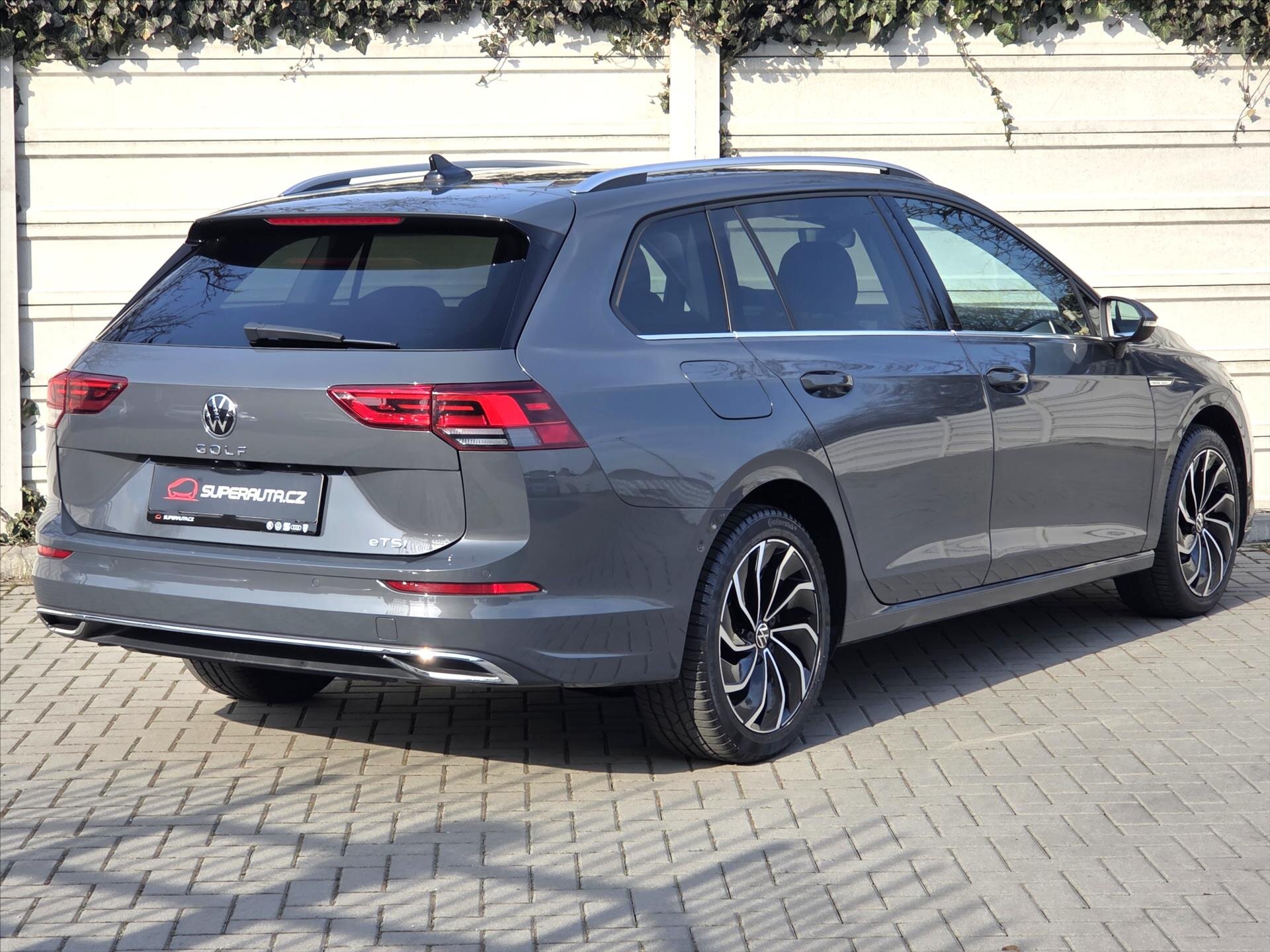 Volkswagen Golf Kombi 1,5 l 110 kw