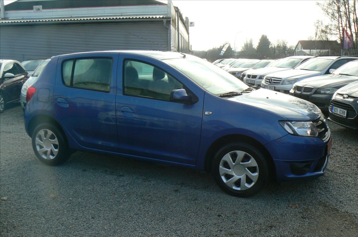 Dacia Sandero Hatchback 898,0 66 kw