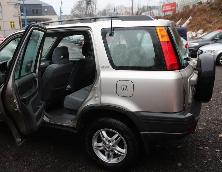 Honda CR-V SUV / Terénní 2,0 l 94 kw