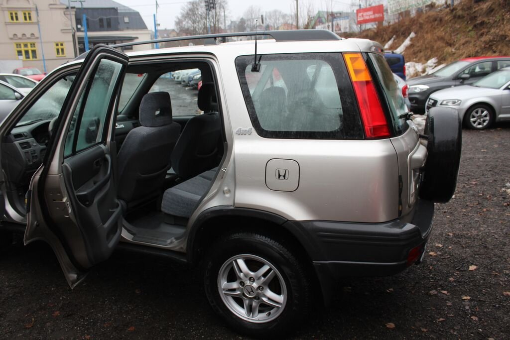Honda CR-V SUV / Terénní 2,0 l 94 kw