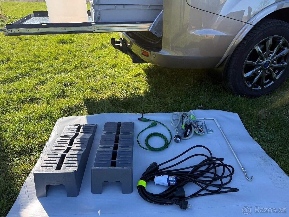 Ford Tourneo Ostatní 2,0 l 110 kw