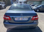 Mercedes-Benz Třídy E Sedan / Limuzína 2,1 l 100 kw