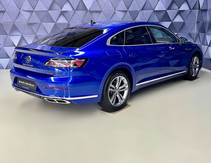 Volkswagen Arteon Liftback 2,0 l 206 kw